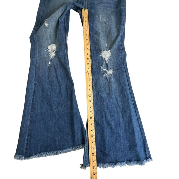 Risen Jeans Womens High Rise Distressed Frayed Hem Pull On Flare Jeans Large - Picture 4 of 10